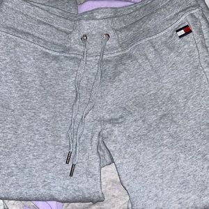 grey sweatpants